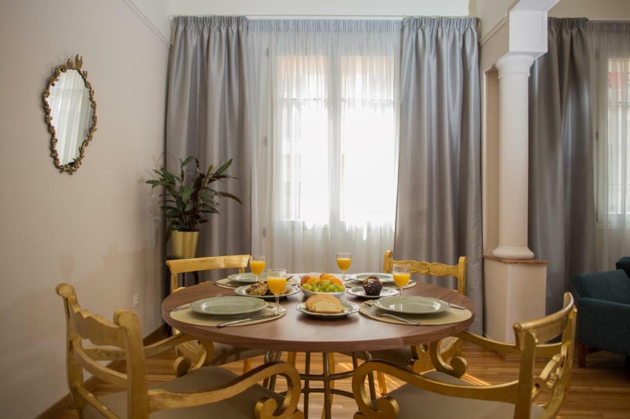 Keramos Athens 아파트 호텔 외부 사진